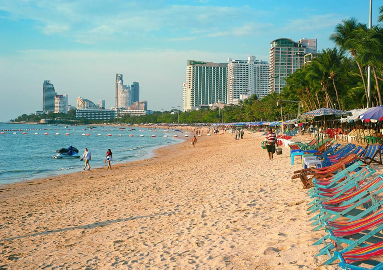 Central Pattaya Base Condo Exterior photo